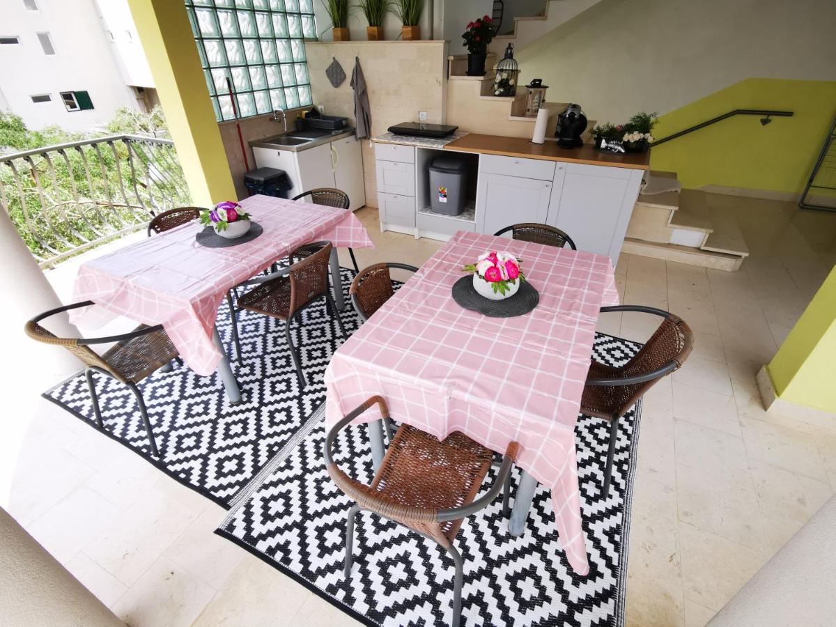 Villa Dalma Tucepi Ngoại thất bức ảnh